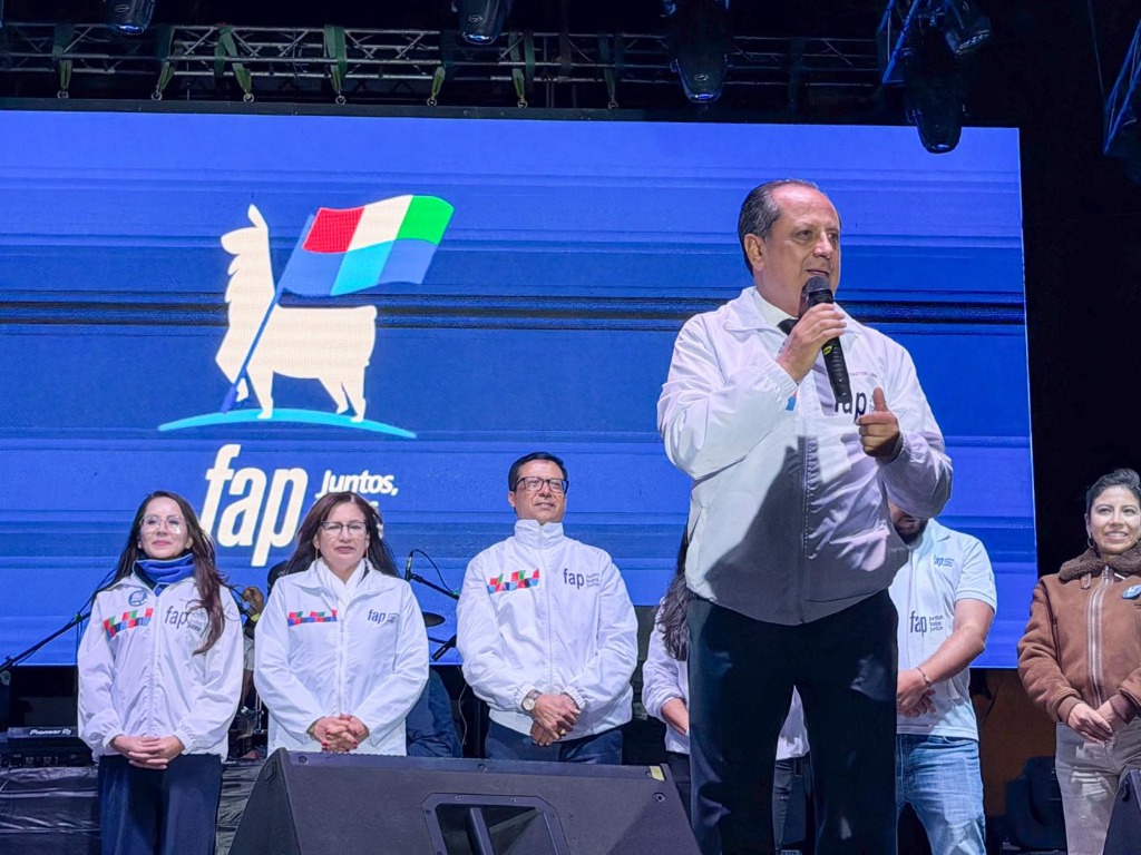 Washington Luna en el escenario